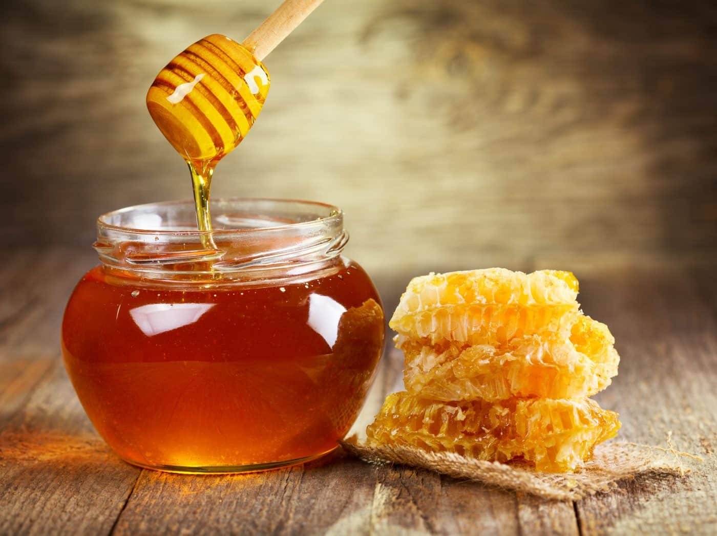 4 Things you Need to Know About Cooking with Honey